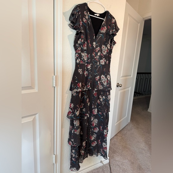 Willow & Clay Delilah Maxi Floral Hook and Eye Ruffle Dress Womens Size Large - Picture 3 of 9